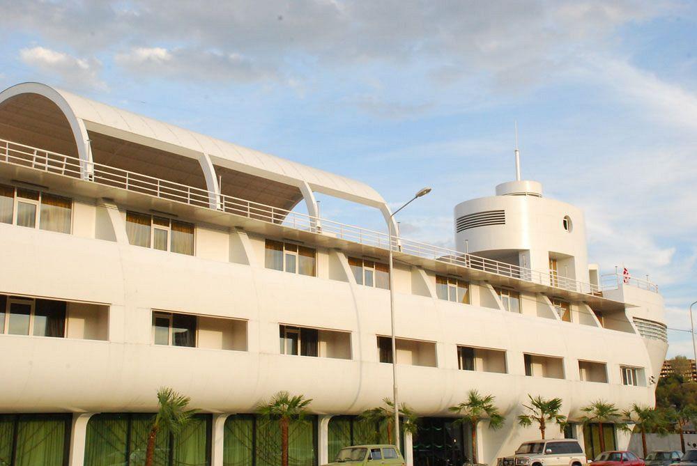 Cruise Hotel Tbilissi Extérieur photo