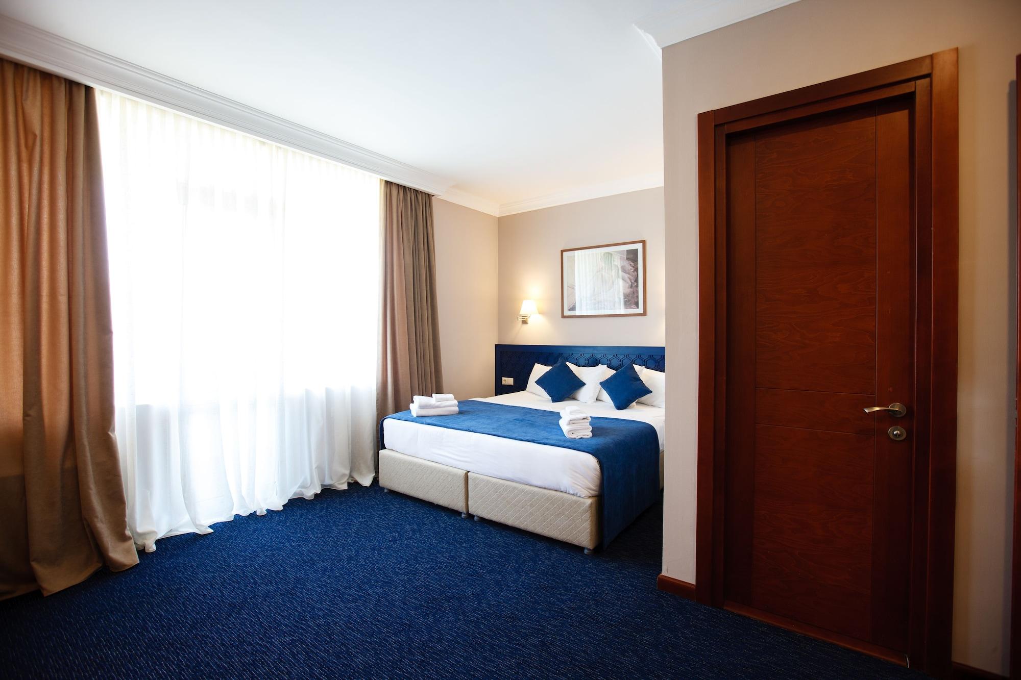 Cruise Hotel Tbilissi Extérieur photo