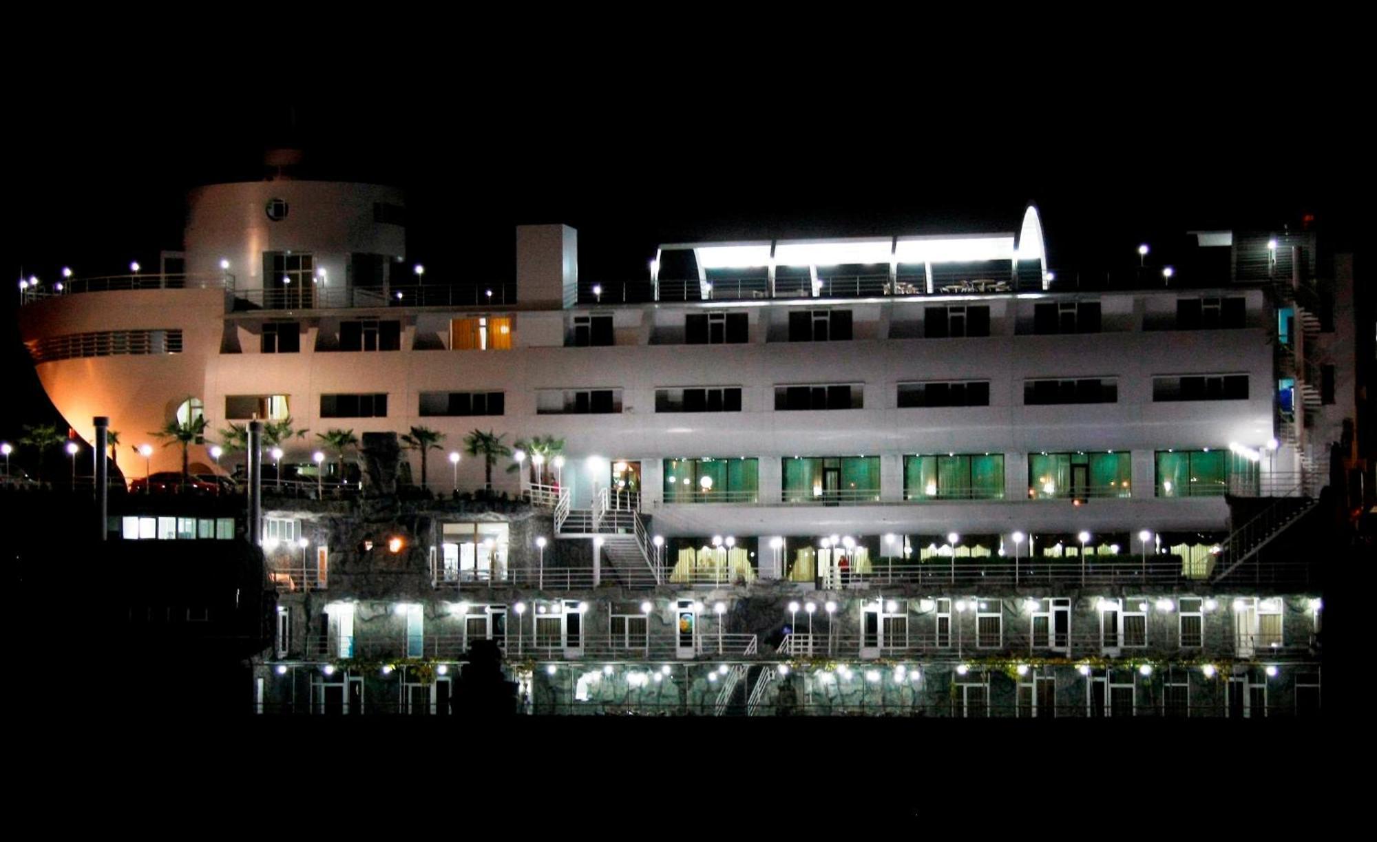 Cruise Hotel Tbilissi Extérieur photo